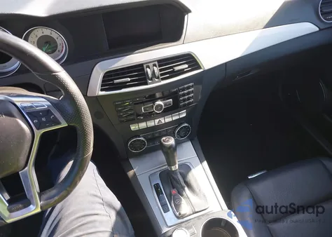 2013 Mercedes-Benz C 250 Sport from USA, damaged, VIN WDDGF4HB5DR276658